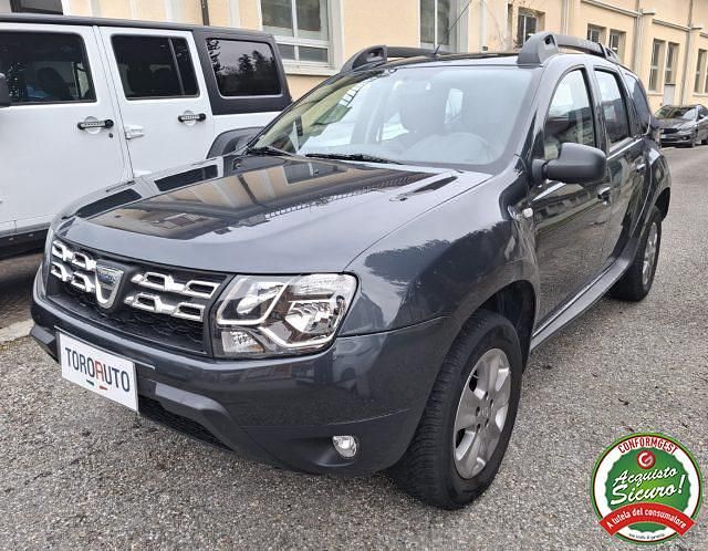 Usata Dacia Duster Lauréate 110 CV (80 kW) 2016 Nero SUV
