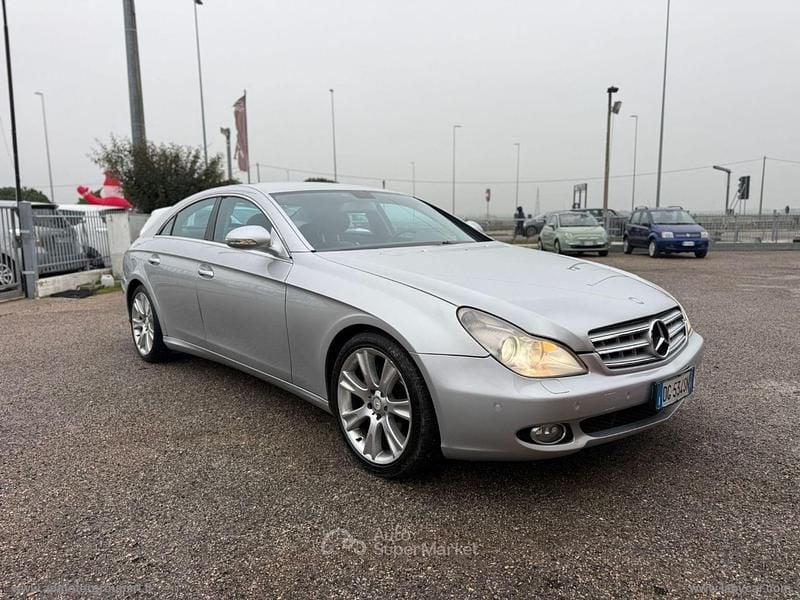 Usata Mercedes CLS320 224 CV (164 kW) 2007 Other Berlina