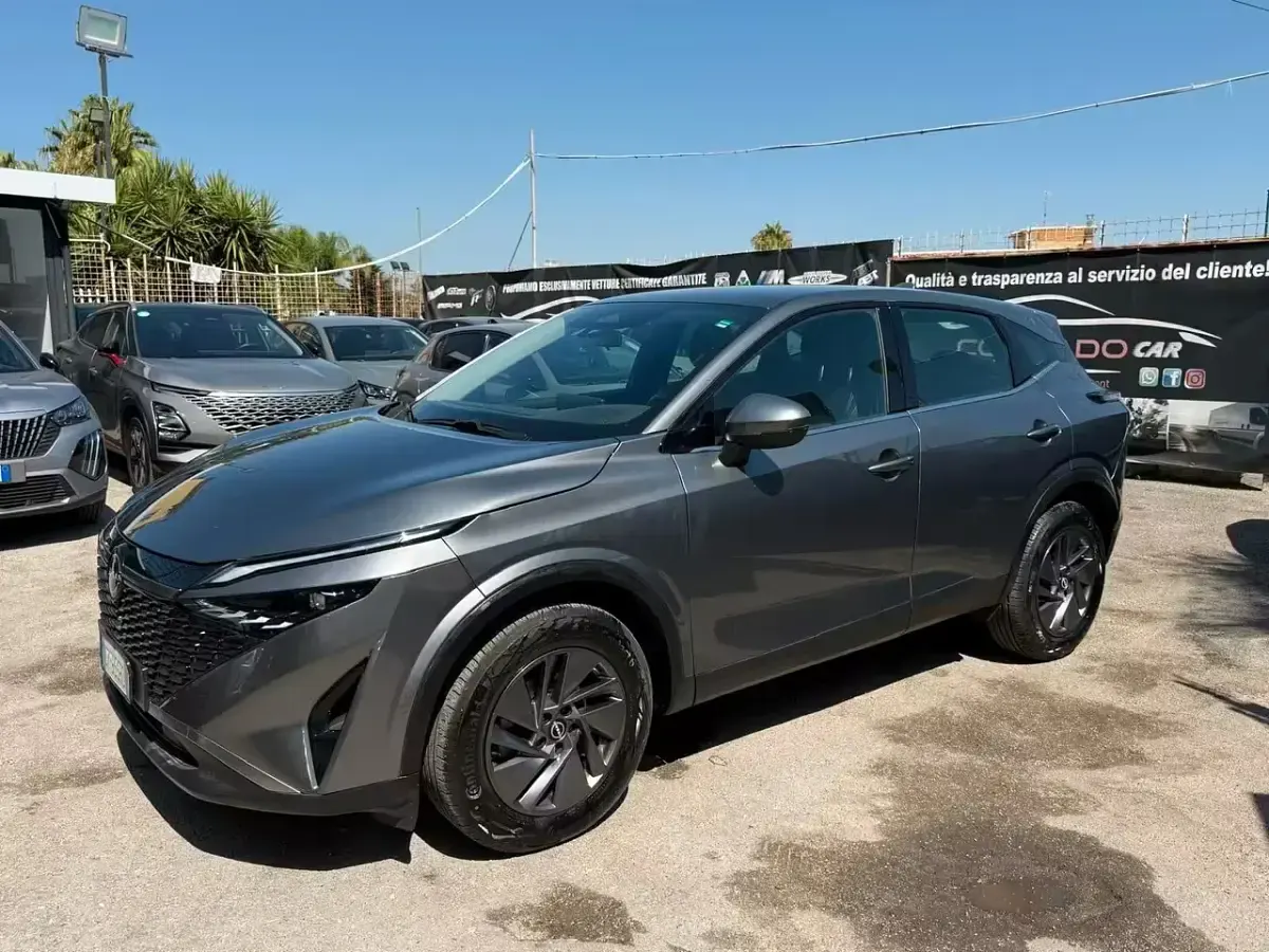 Usata Nissan Qashqai N-Connecta 140 CV (102 kW) 2026 Grigio SUV