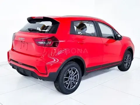 Nuova EMC QUATTRO 103 CV (75 kW) 2026 Rosso SUV