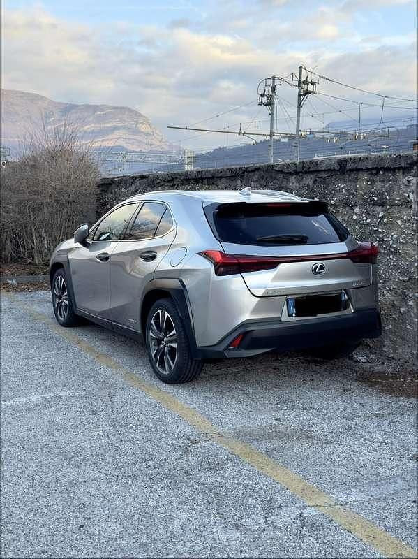 Usata Lexus UX 250h Executive Line 184 CV (135 kW) 2020 SUV