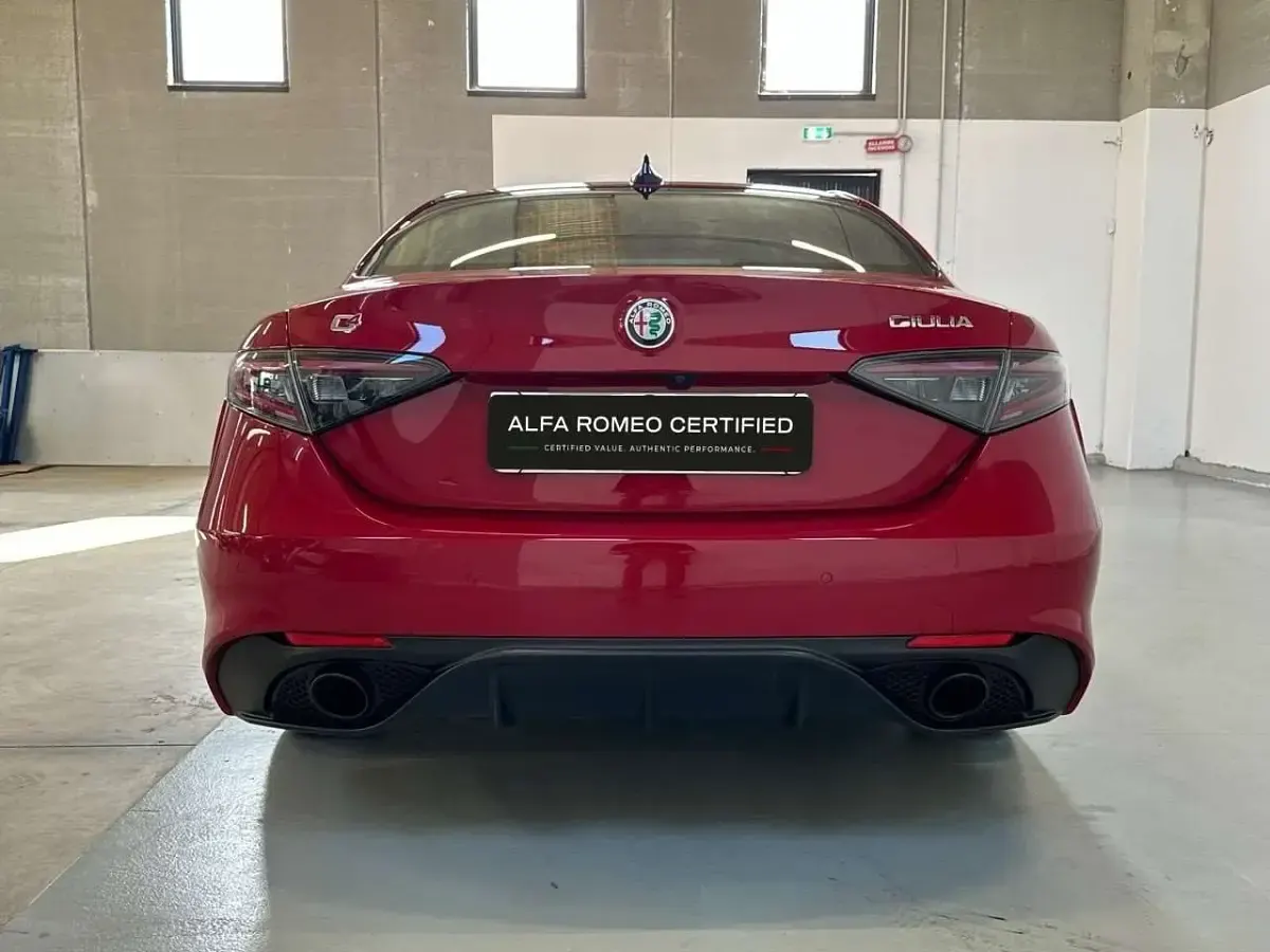 Usata Alfa Romeo Giulia Sprint 280 CV (205 kW) 2024 Rosso Berlina