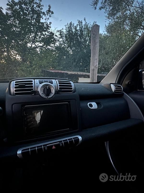 Usata Smart ForTwo Coupé 71 CV (52 kW) 2009 Utilitaria