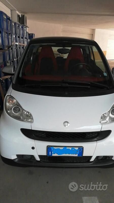 Usata 2010 Smart ForTwo Coupé Utilitaria | 5500 € - Immagine 1/1