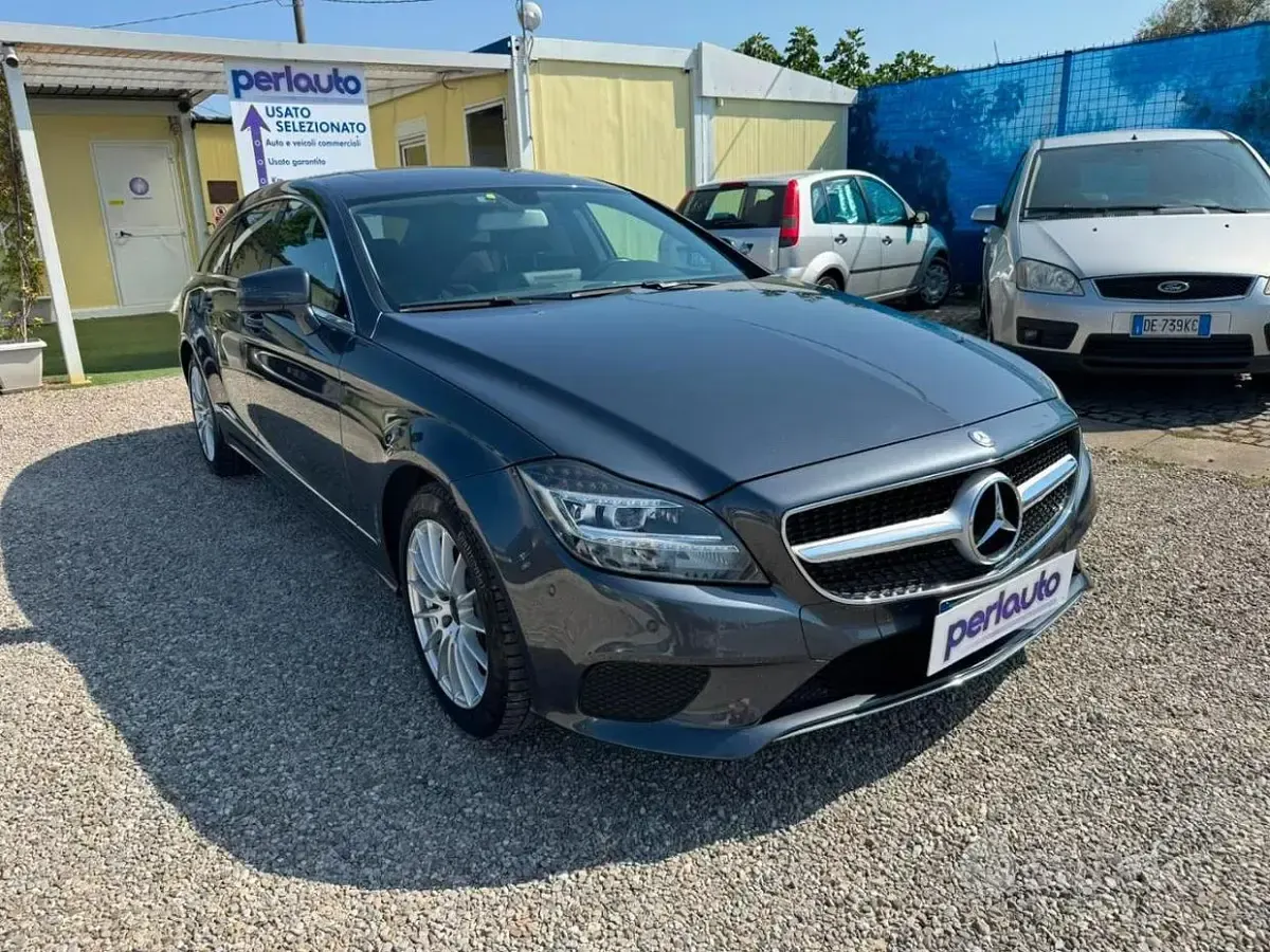 Usata Mercedes CLS250 Premium 204 CV (150 kW) 2015 Grigio Coupé