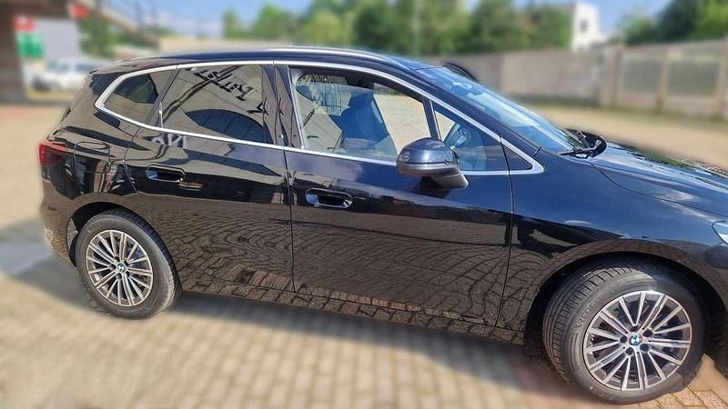 Usata BMW 218 Active Tourer Luxury Line 136 CV (100 kW) 2023 Nero Monovolume