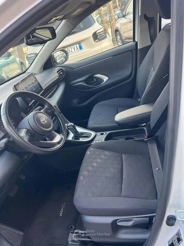 Usata Toyota Yaris Hybrid 116 CV (85 kW) 2025 Bianco