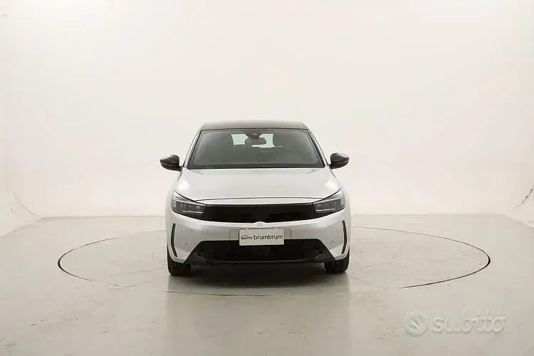 Usata Opel Corsa 101 CV (74 kW) 2025 Grigio Utilitaria