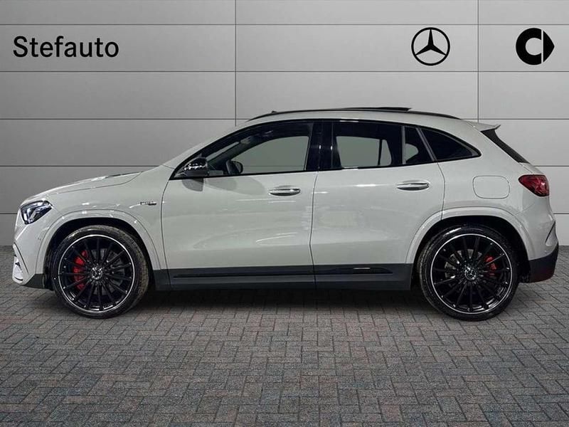 Nuova Mercedes GLA35 AMG AMG Line Premium 306 CV (225 kW) 2026 Grigio alpi standard SUV