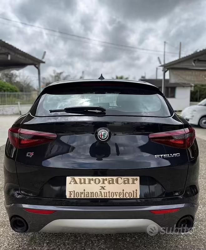 Usata Alfa Romeo Stelvio Ti 210 CV (154 kW) 2022 Nero SUV
