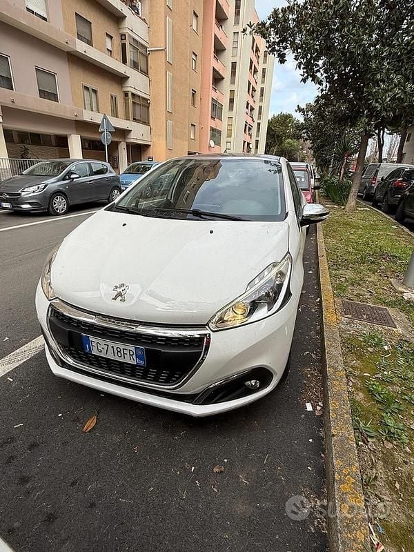Usata Peugeot 208 Allure 110 CV (80 kW) 2016 Bianco Utilitaria