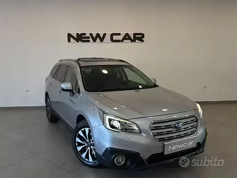 Usata Subaru Outback 150 CV (110 kW) 2015 Grigio Station wagon