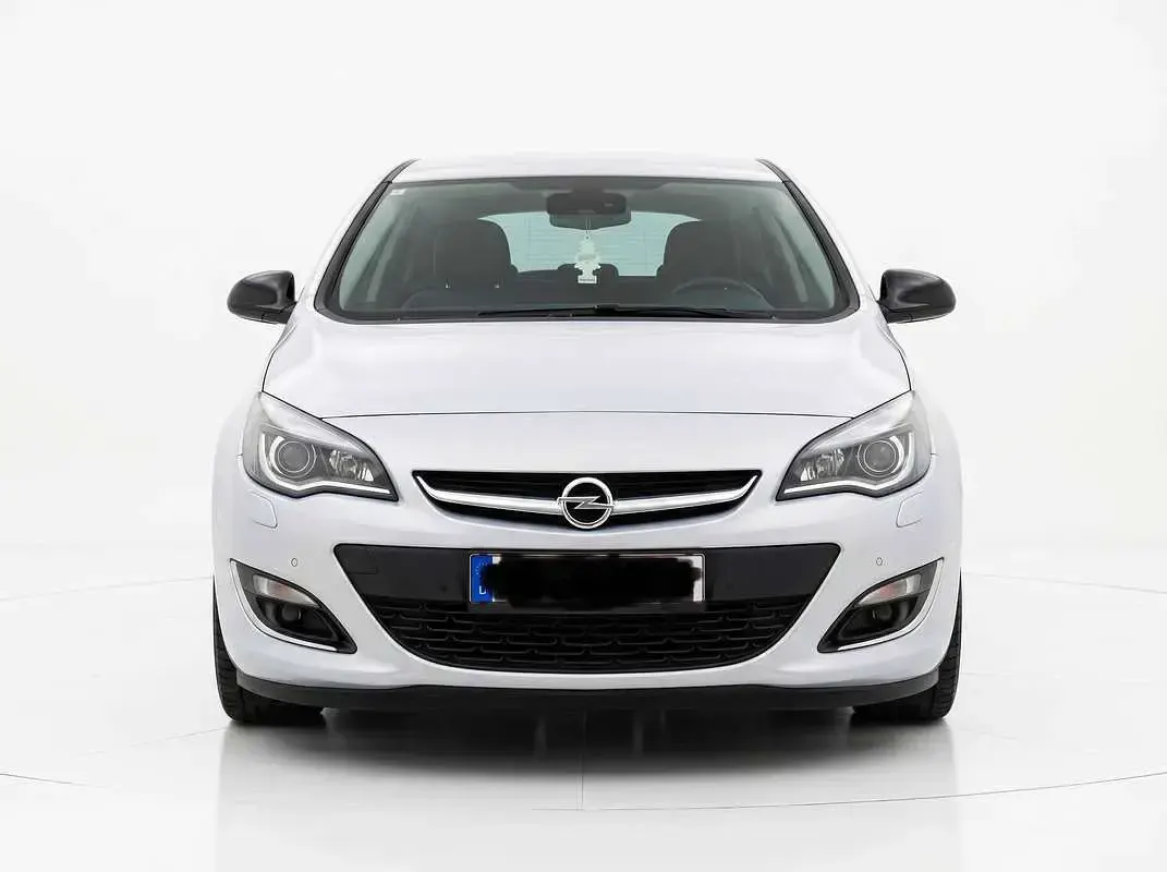 Usata Opel Astra Cosmo 140 CV (102 kW) 2015 Bianco Berlina