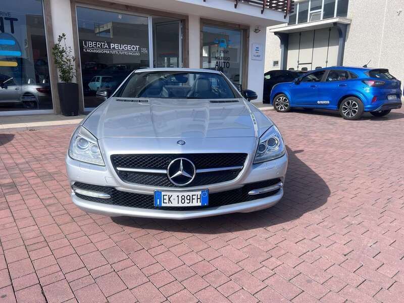 Usata Mercedes SLK200 Premium 184 CV (135 kW) 2011 Argento Cabrio