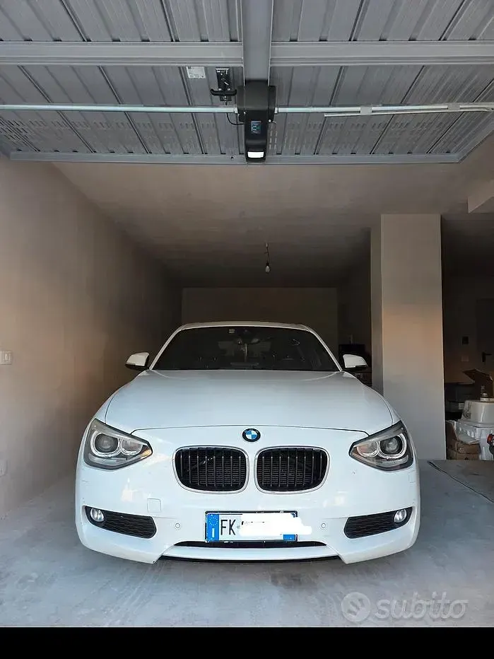 Usata BMW 116 Sport Line 116 CV (85 kW) 2017 Bianco Utilitaria