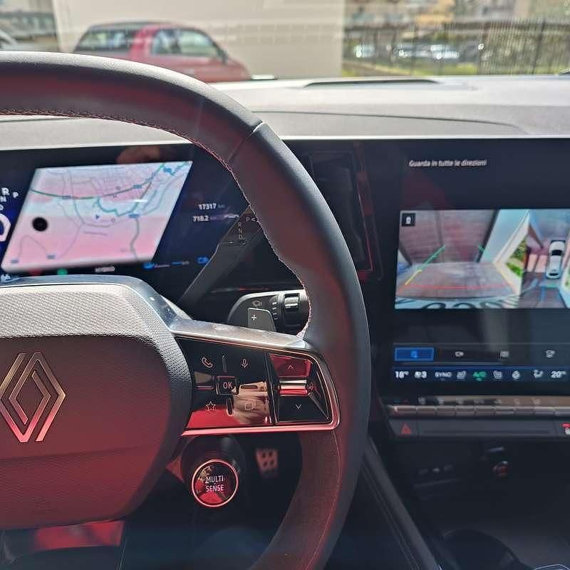 Usata Renault Rafale 300 CV (220 kW) 2024 Blu/azzurro SUV