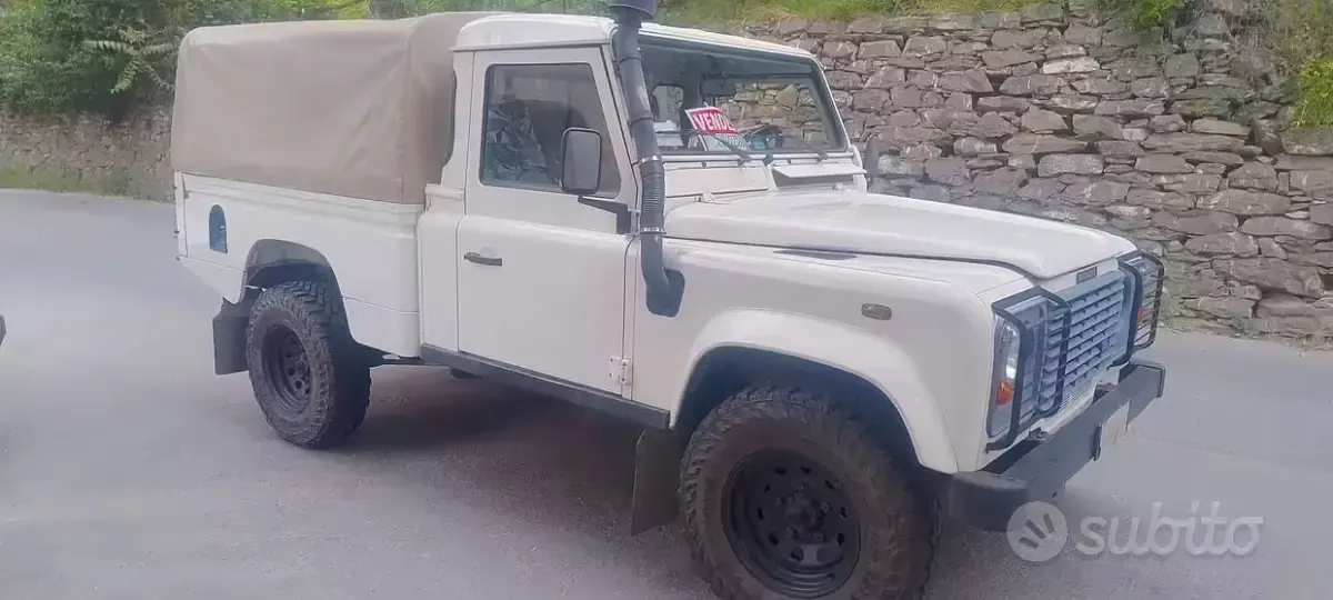 Usata Land Rover Defender 122 CV (89 kW) 2006 Bianco SUV