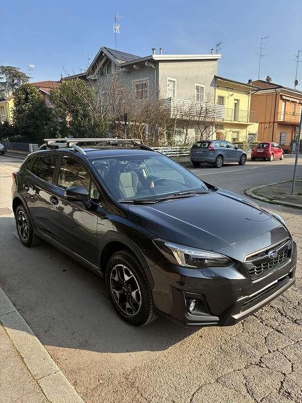 Usata Subaru XV Style 114 CV (83 kW) 2018 Nero SUV