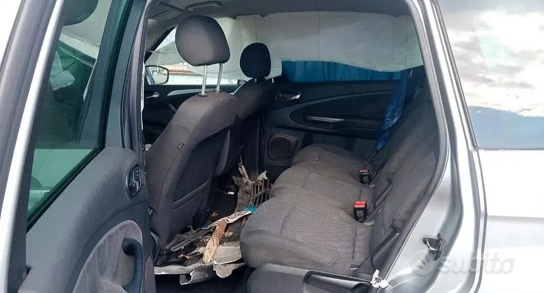 Usata Ford S-MAX S 140 CV (102 kW) 2007 Grigio Monovolume