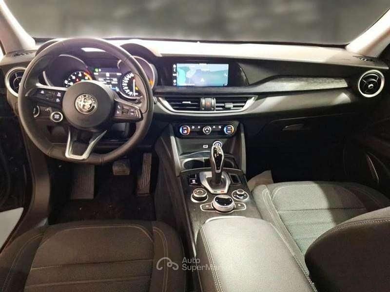 Usata Alfa Romeo Stelvio Business 190 CV (139 kW) 2021 Nero SUV