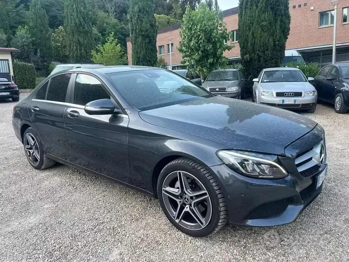 Usata Mercedes C200 Premium 136 CV (100 kW) 2015 Grigio Berlina