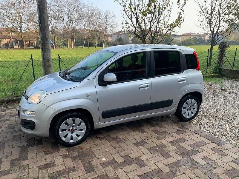 Usata Fiat Panda Easy 69 CV (50 kW) 2013 Grigio Utilitaria