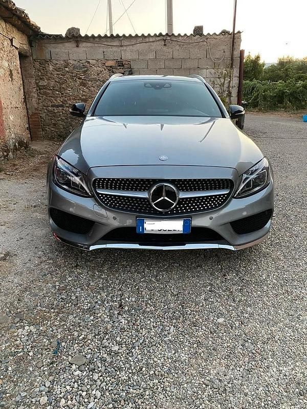 Usata Mercedes C220 Premium 170 CV (125 kW) 2015 Grigio Station wagon