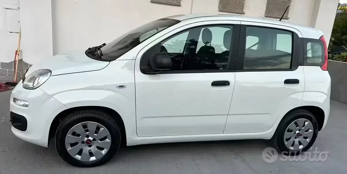 Usata Fiat Panda Easy 69 CV (50 kW) 2020 Bianco Utilitaria