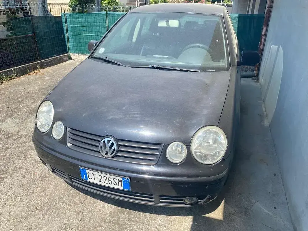 Usata VW Polo Comfortline 64 CV (47 kW) 2005 Nero Utilitaria