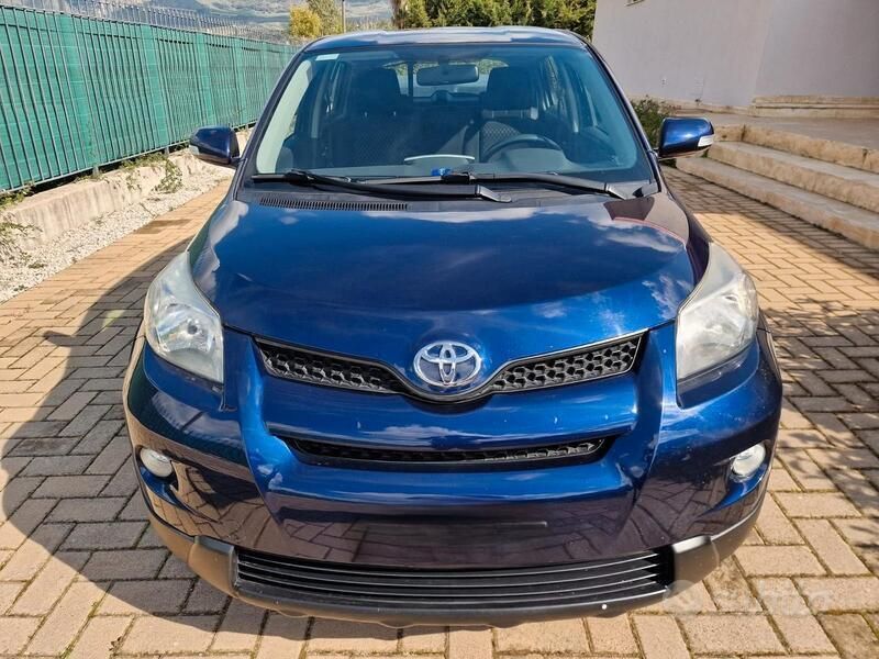 Blu Usata 2009 Toyota Urban Cruiser SUV | 6900 € (Cara) - Immagine 1/4