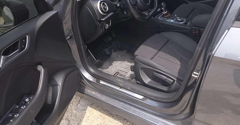 Usata Audi A3 Ambiente 110 CV (80 kW) 2016 Grigio Berlina