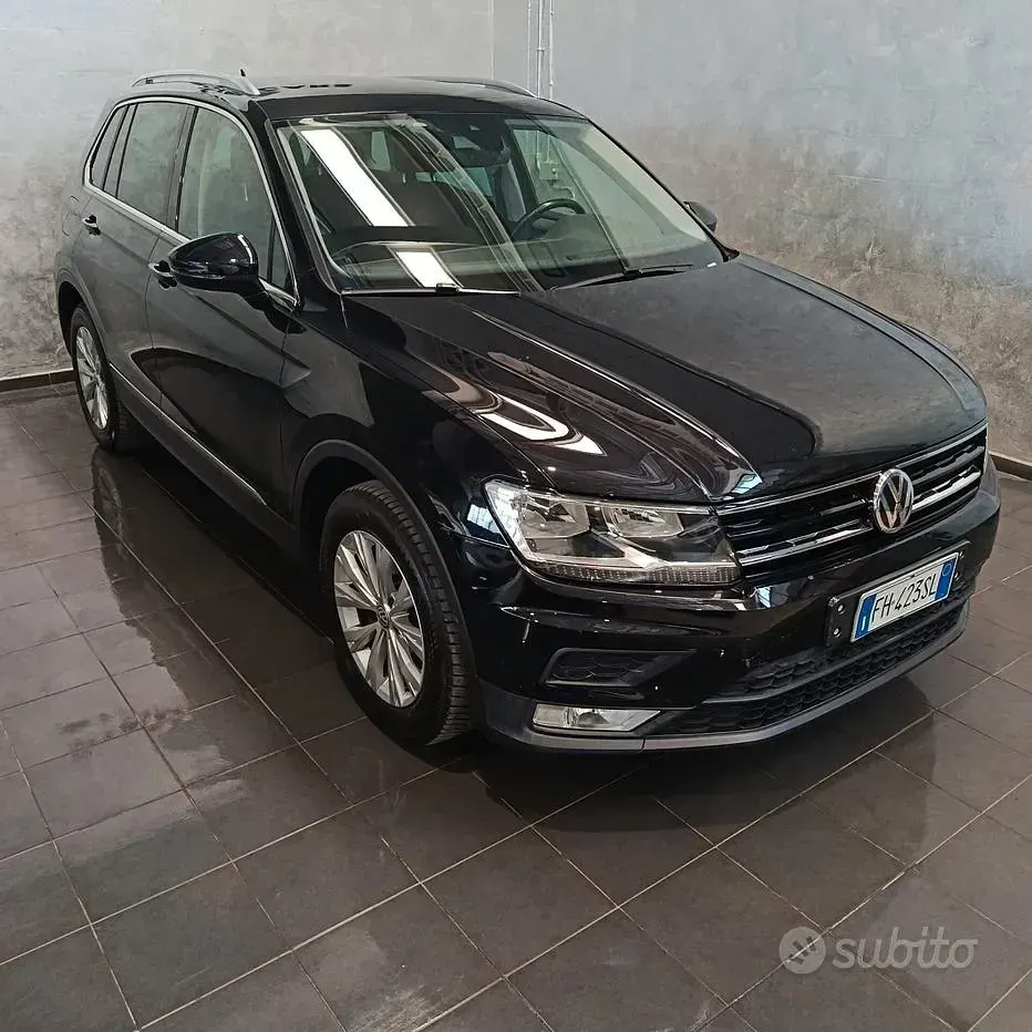 Usata VW Tiguan Business 125 CV (91 kW) 2017 Nero SUV
