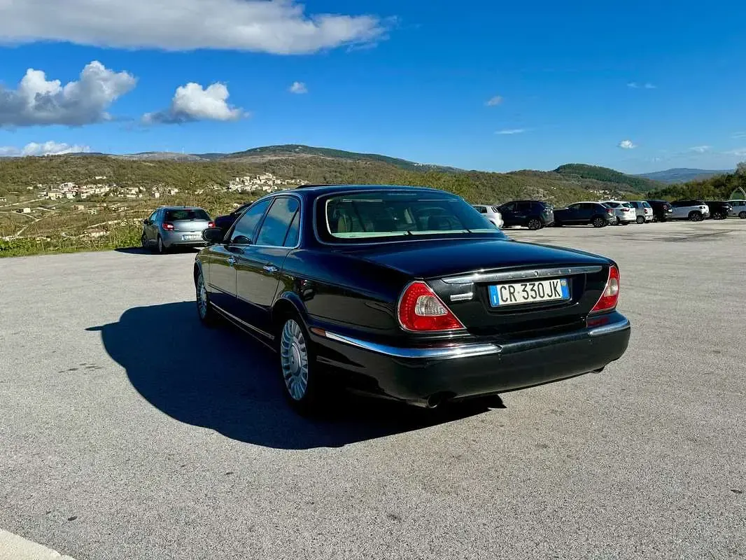 Usata Jaguar XJ S 396 CV (291 kW) 2003 Berlina