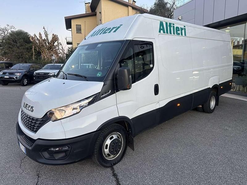 Usata Iveco Daily 156 CV (114 kW) 2021 Bianco Furgone