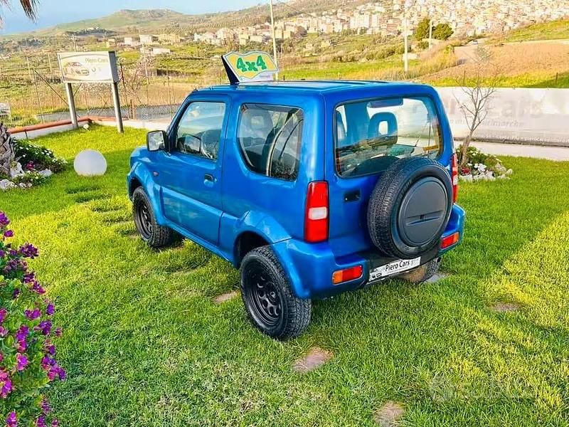 Usata Suzuki Jimny 82 CV (60 kW) 2002 Blu SUV