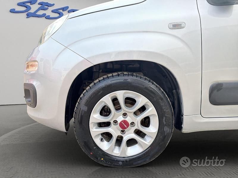 Usata Fiat Panda Lounge 69 CV (50 kW) 2020 Grigio Utilitaria