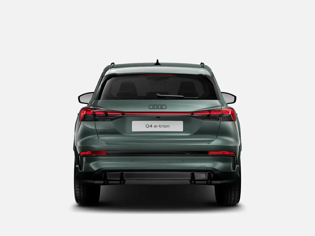 Nuova Audi Q4 e-tron S-Line 88 kW (121 CV) 2027 Verde salvia metallizzato SUV