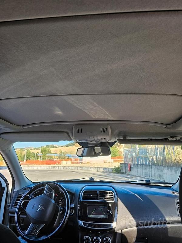 Usata Mitsubishi ASX 114 CV (83 kW) 2016 Bianco SUV