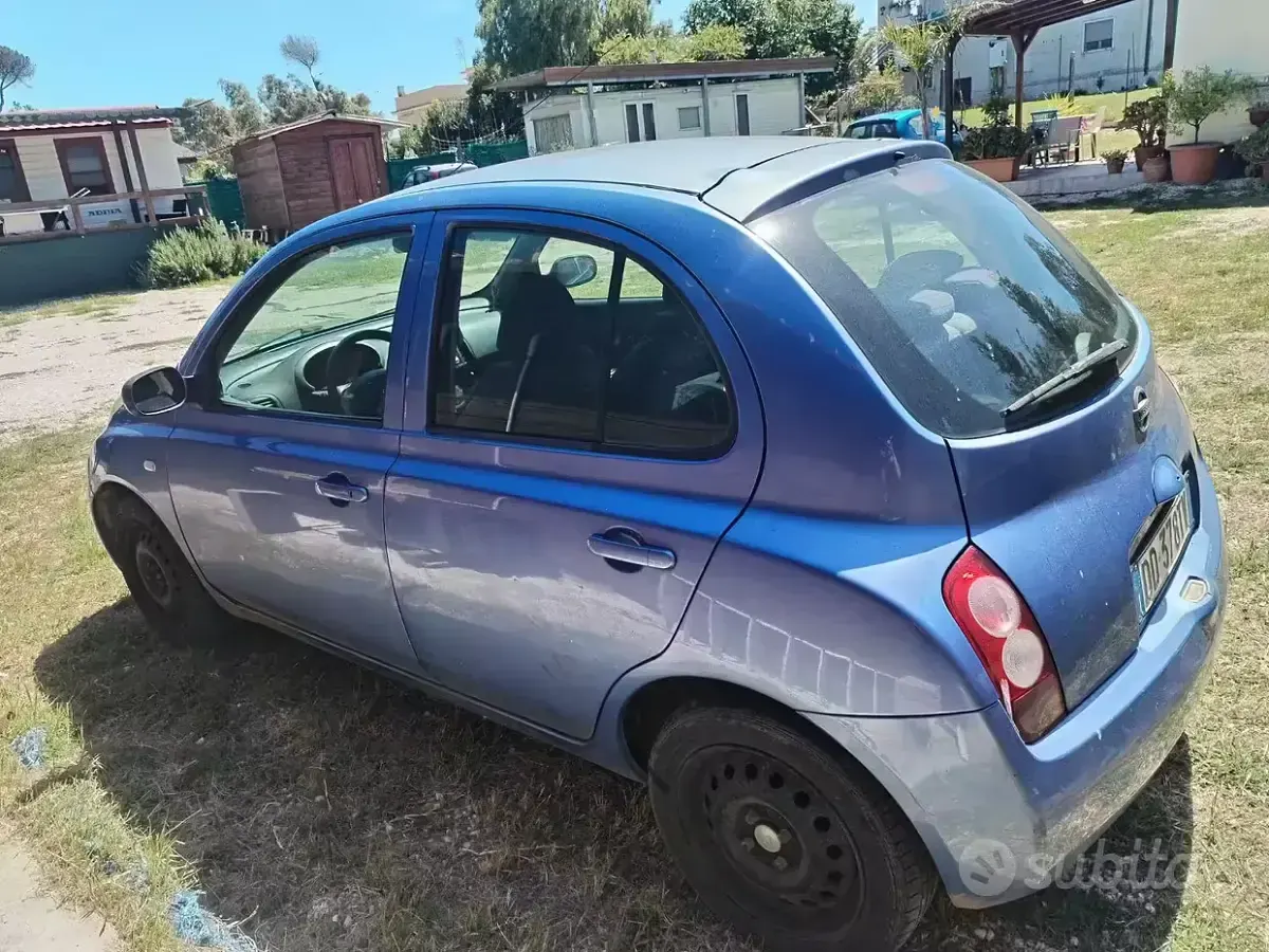 Usata Nissan Micra 80 CV (58 kW) 2006 Blu Berlina