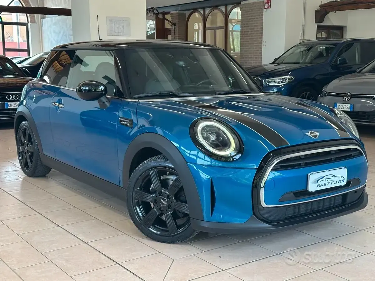 Usata Mini Cooper 136 CV (100 kW) 2021 Blu Utilitaria