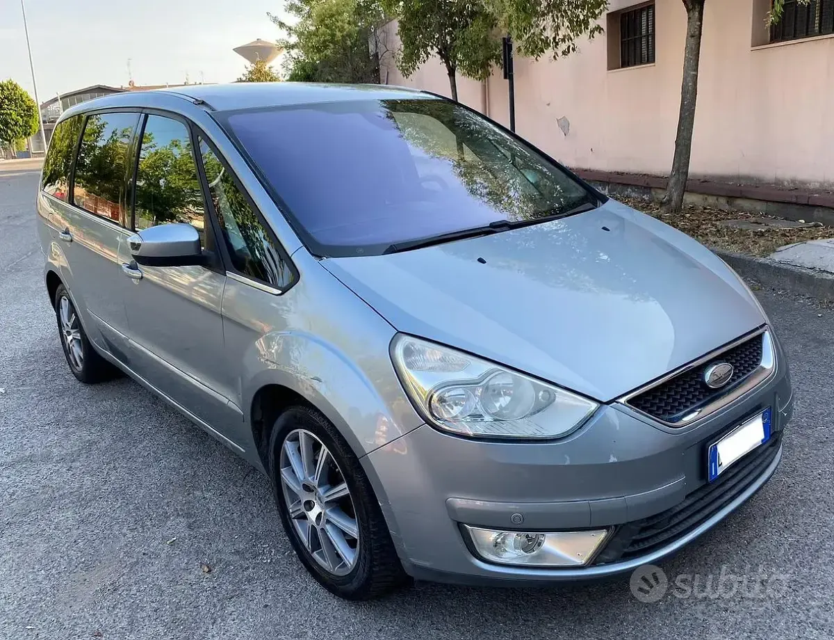 Usata Ford Galaxy 140 CV (102 kW) 2008 Grigio Monovolume