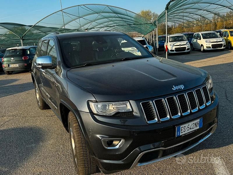 Usata Jeep Grand Cherokee Overland 241 CV (177 kW) 2013 SUV
