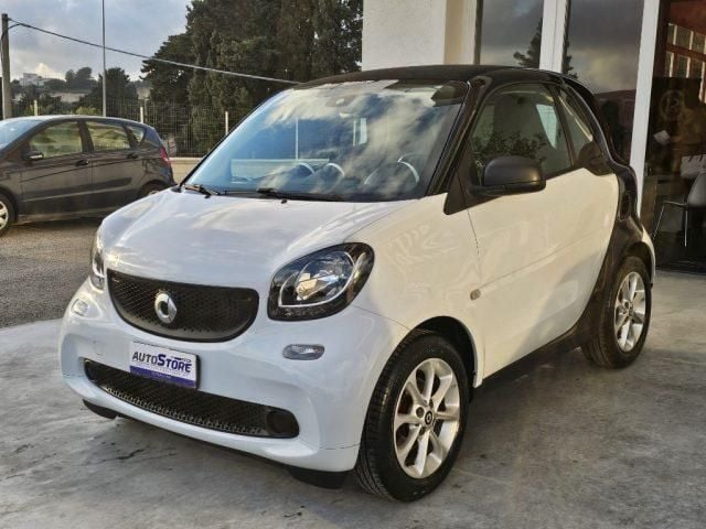 Usata Smart ForTwo Coupé Passion 71 CV (52 kW) 2017 Bianco Coupé