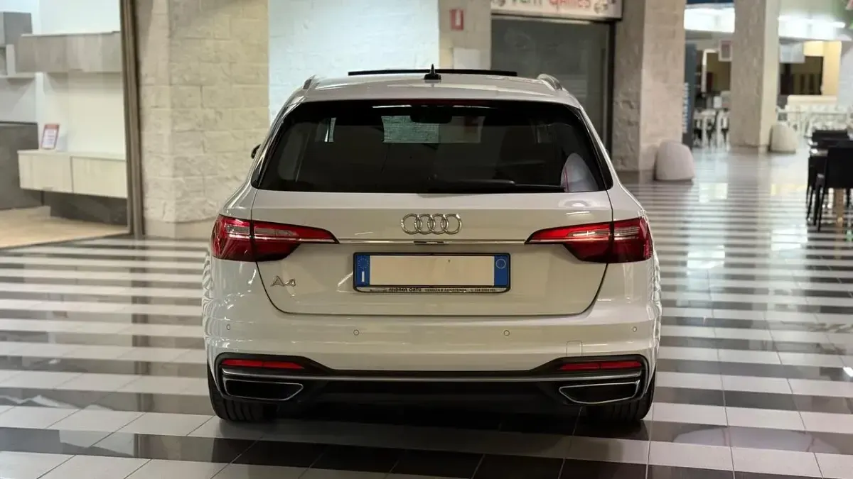 Usata Audi A4 Advanced 163 CV (119 kW) 2021 Bianco Station wagon