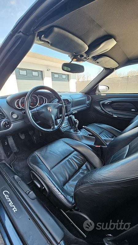 Usata Porsche 996 320 CV (235 kW) 2004 Nero Cabrio