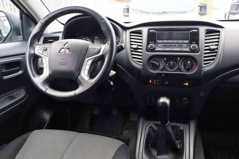 Usata Mitsubishi L200 150 CV (110 kW) 2019 Bianco Pick-up