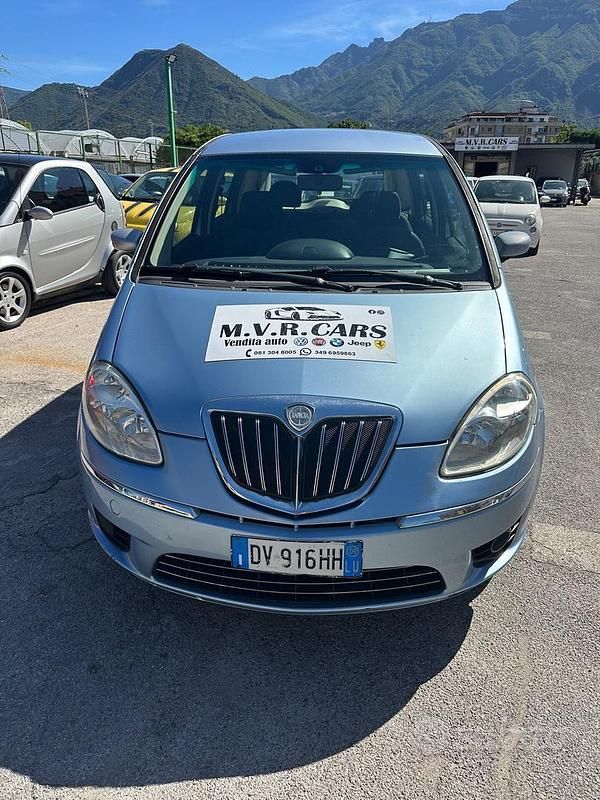 Blu Usata 2009 Lancia Musa Monovolume | 2999 € (Super prezzo) - Immagine 1/4