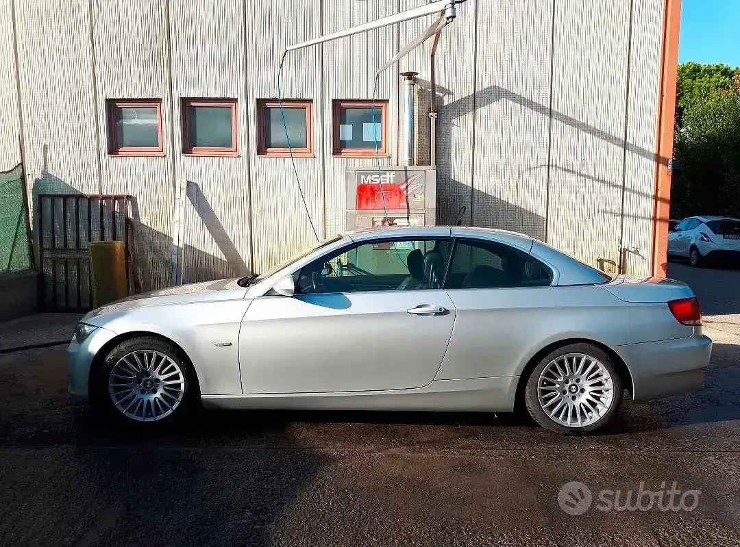 Usata BMW 320 Cabriolet 170 CV (125 kW) 2008 Grigio Cabrio