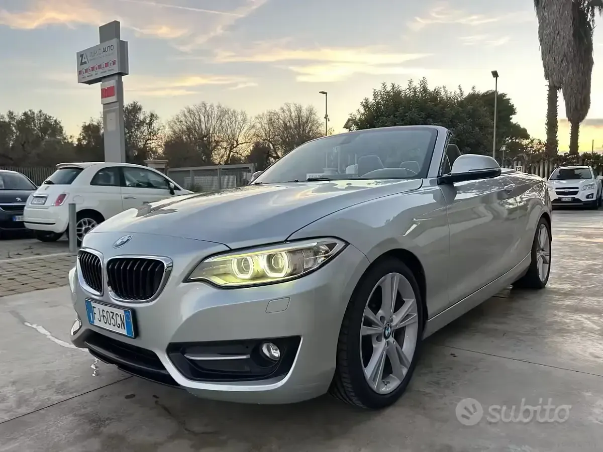 Usata BMW 220 Sport Line 190 CV (139 kW) 2017 Cabrio