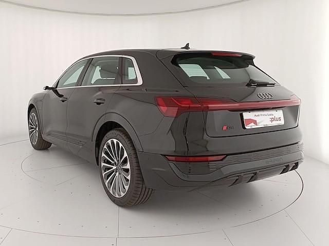 Usata Audi Q8 e-tron S-Line 300 kW (408 CV) 2024 Nero mito metallizzato SUV